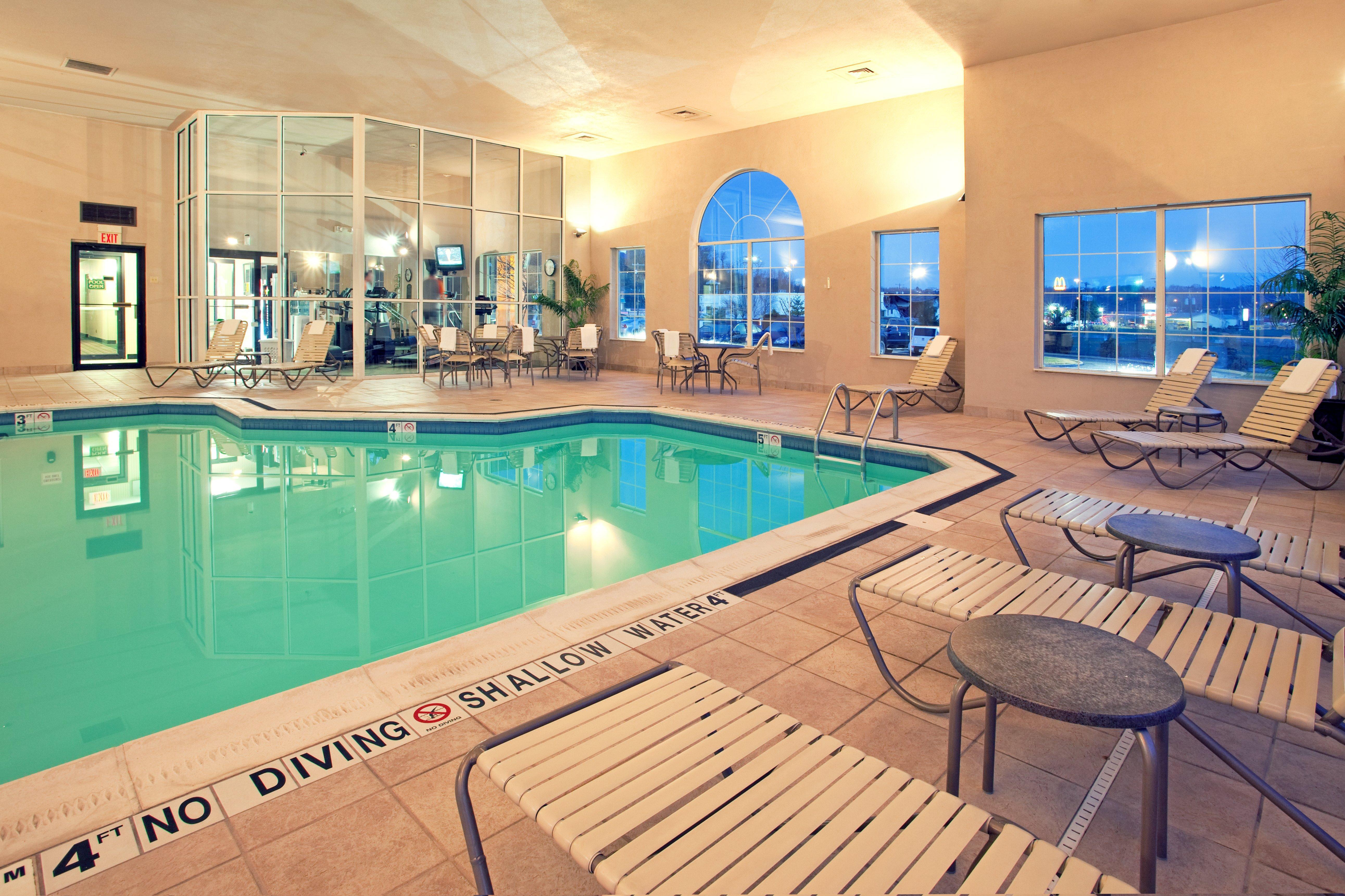 Holiday Inn Express Pittsburgh-Bridgeville By Ihg Exteriér fotografie